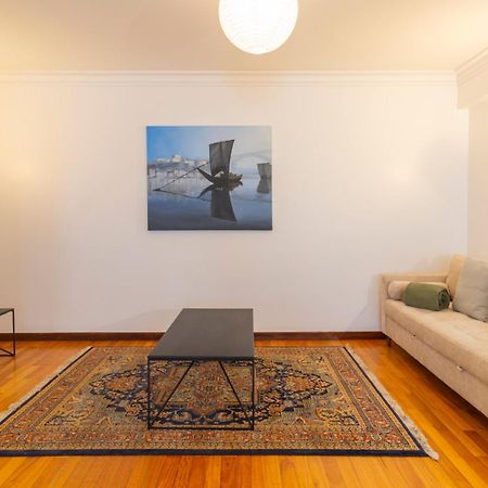 Charmy Rodrigues Lobo II Apartment By Unique Hosts Porto Bagian luar foto