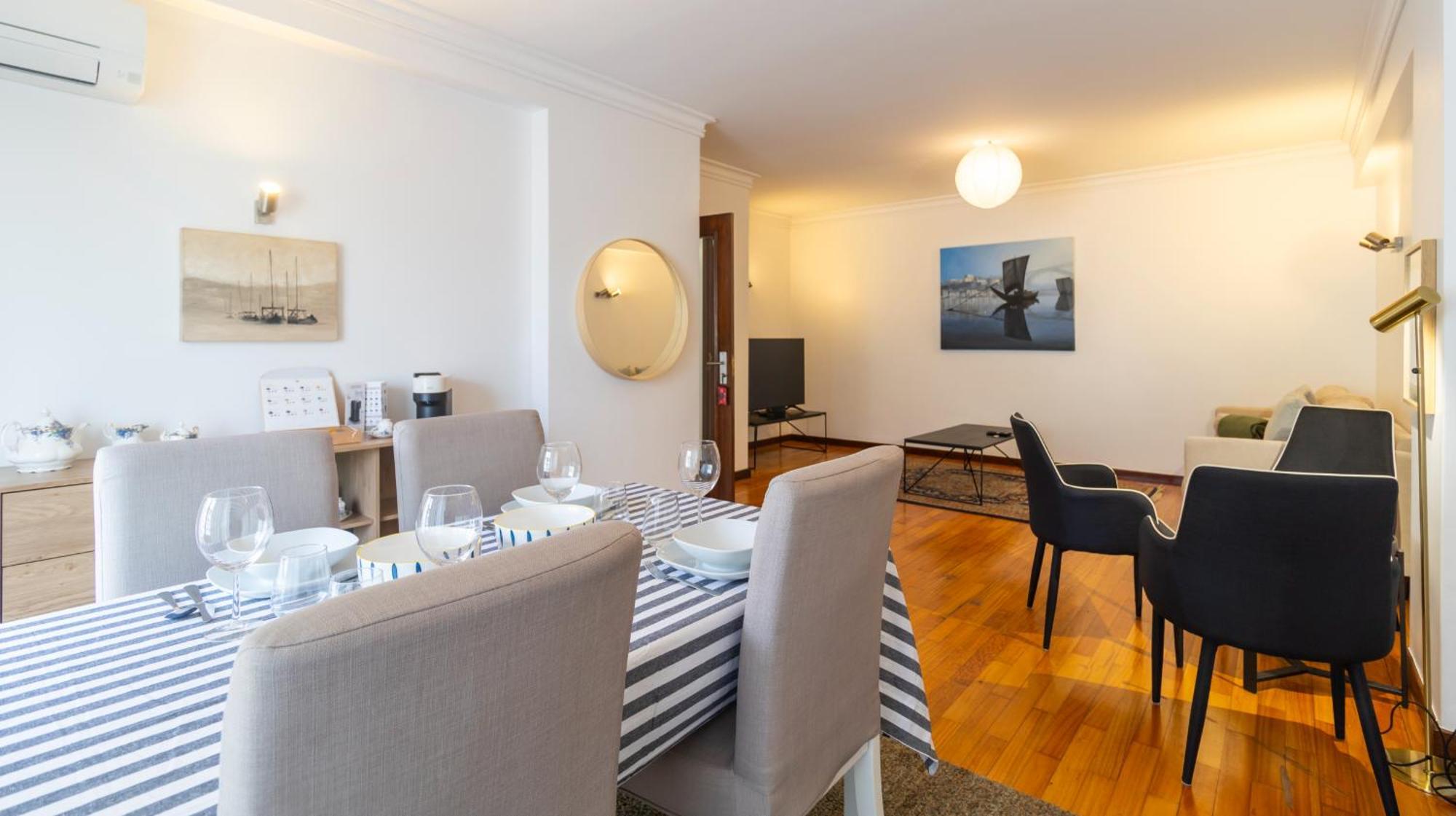 Charmy Rodrigues Lobo II Apartment By Unique Hosts Porto Bagian luar foto